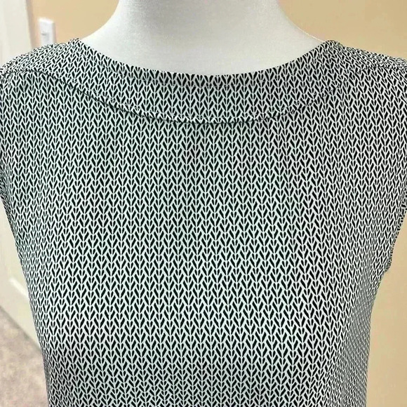 Loft Navy and White Blouse - Picture 2 of 7